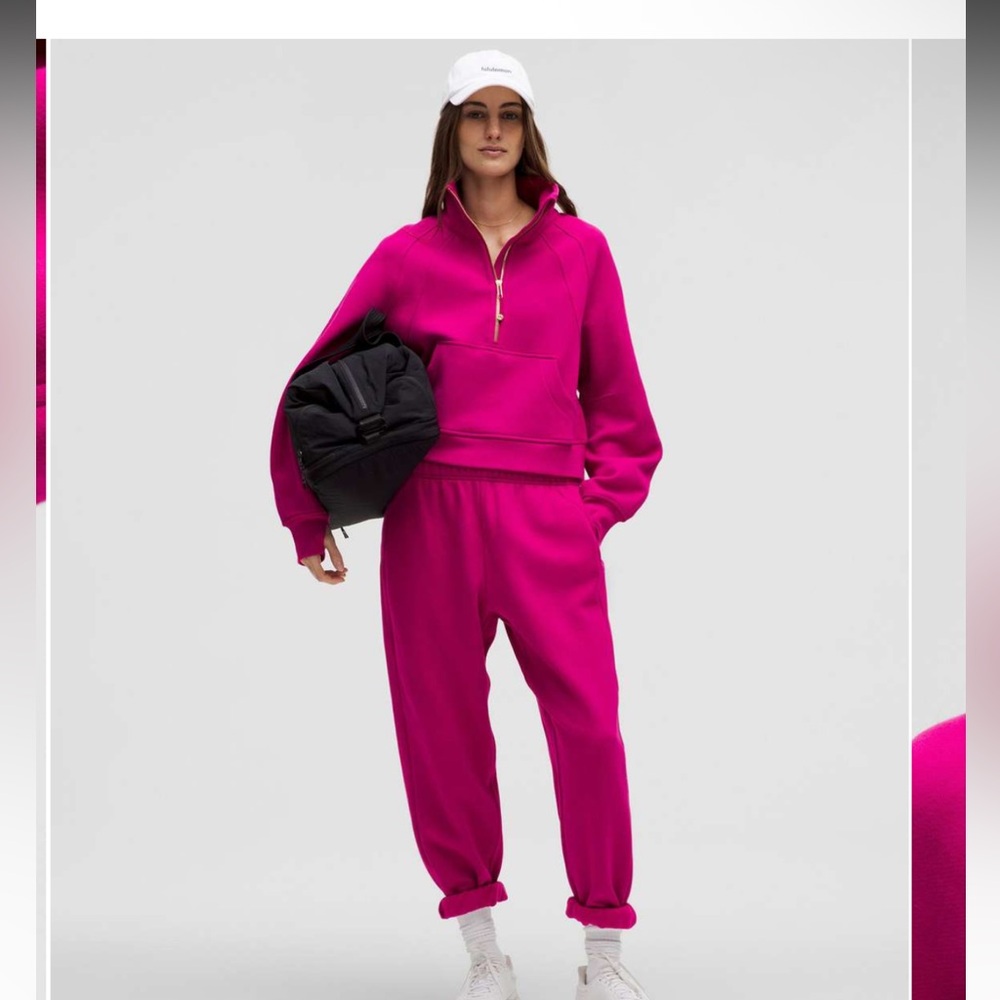 NWT Scuba Oversized Funnel Neck / Ripened Raspberry / Gold - Picture 4 of 7